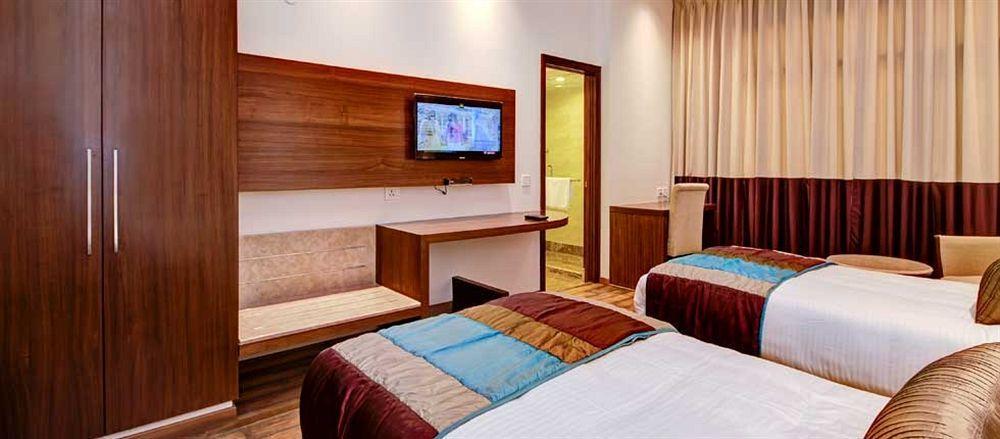 La Sagrita Hotel New Delhi Ngoại thất bức ảnh