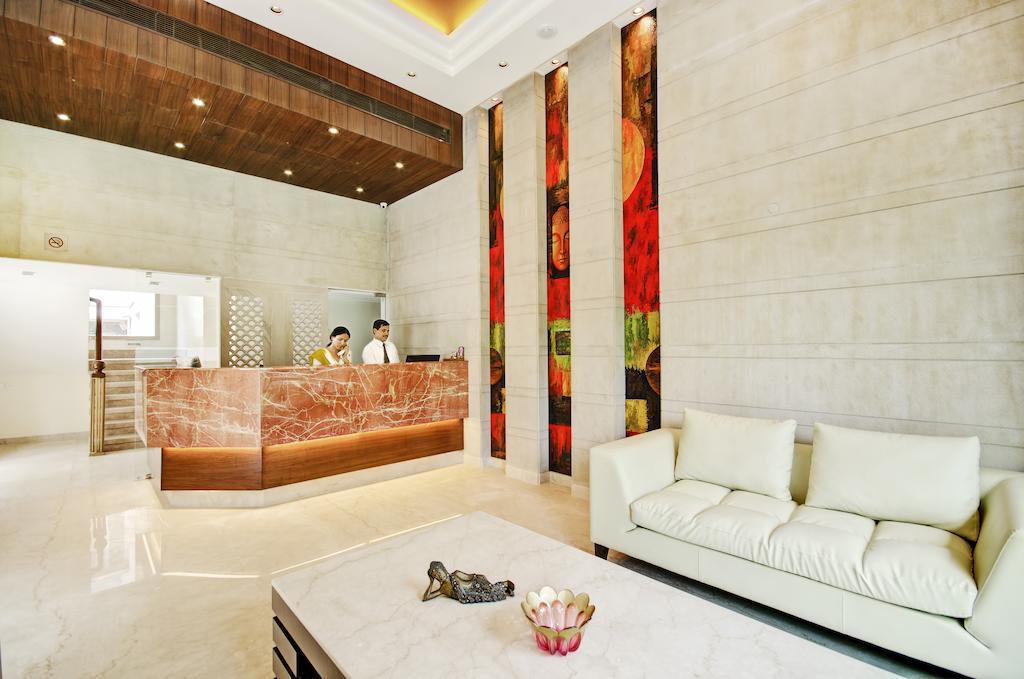 La Sagrita Hotel New Delhi Ngoại thất bức ảnh