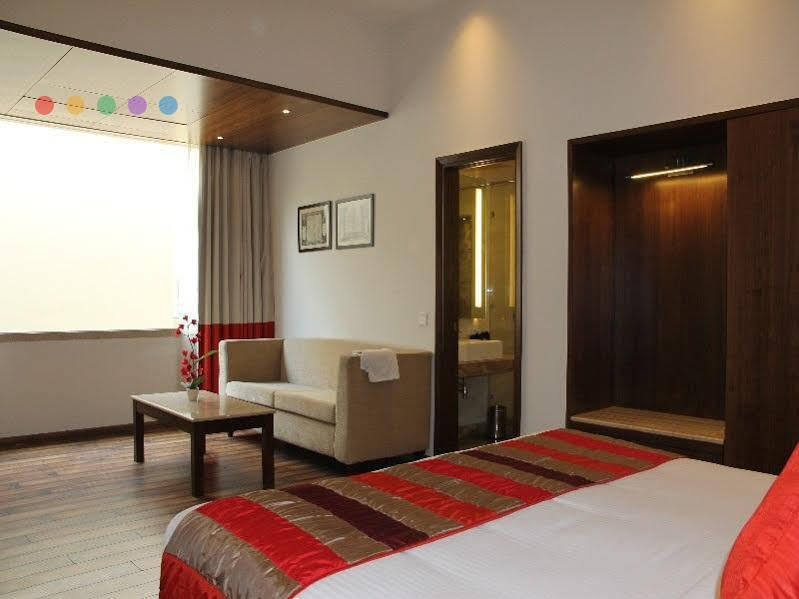 La Sagrita Hotel New Delhi Ngoại thất bức ảnh